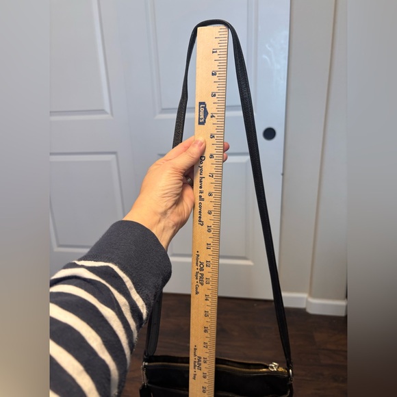 Coach East West Crossbody Elegant Cross Grain Leather - Picture 14 of 16